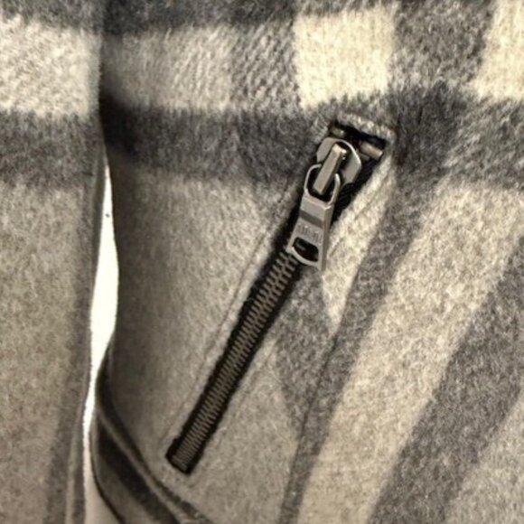 GAP Plaid Moto Jacket - Picture 7 of 13